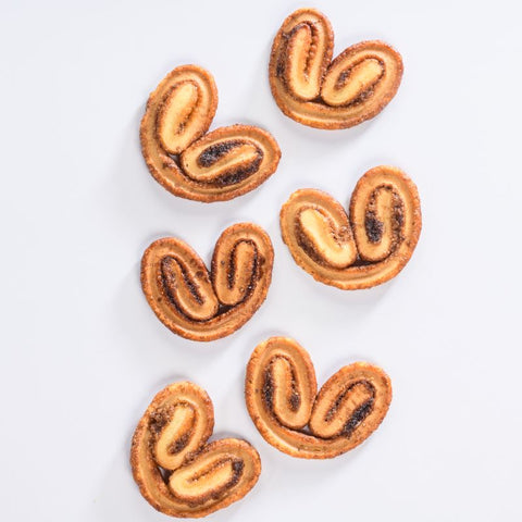 Cinnamon French Heart Cookies – Our Iconic Crispy, Caramelized Delight