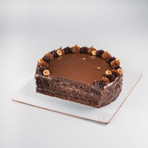 Chocolate Hazelnut Nutella Cake