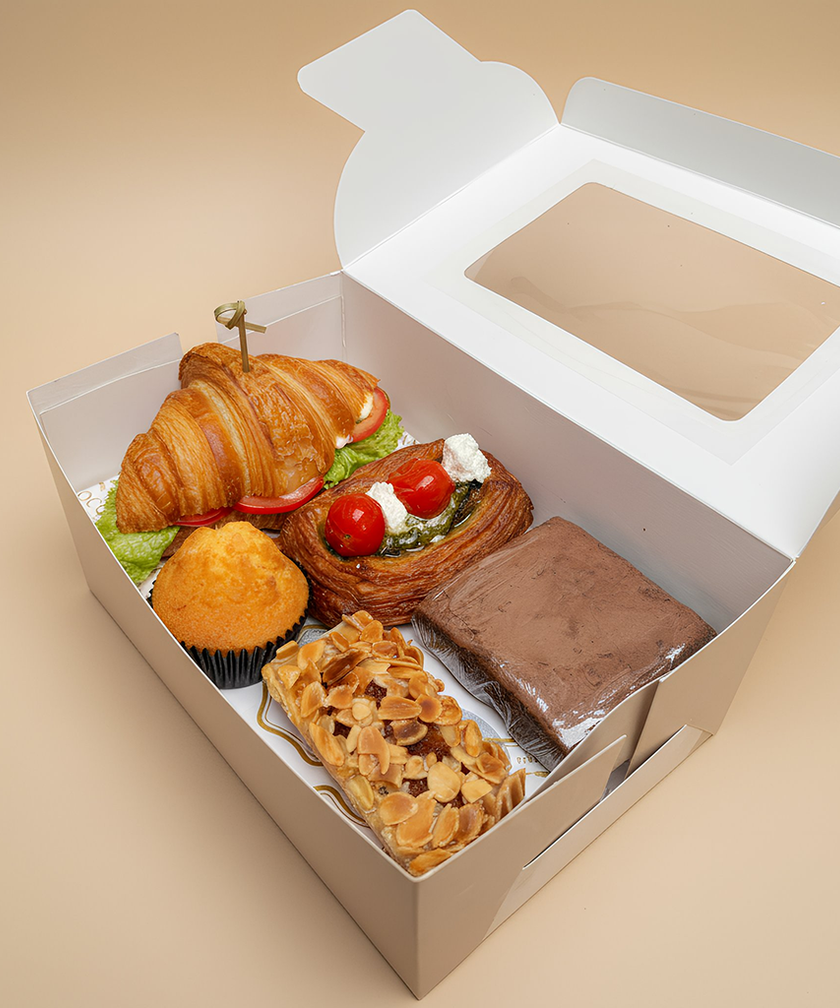Grand snack box