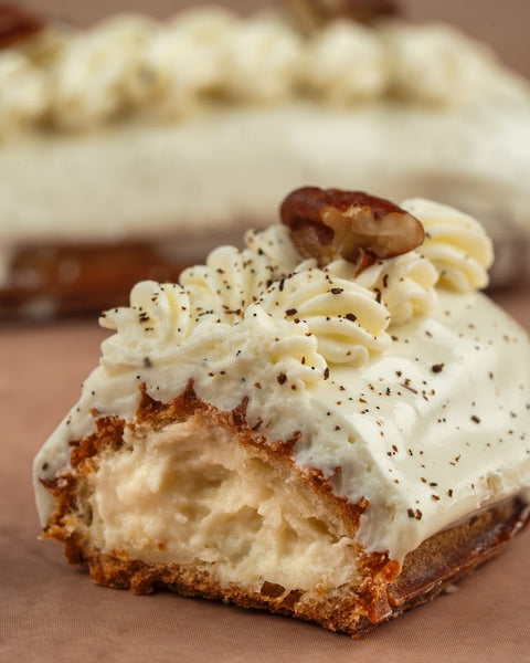 Vanilla Pecan Praline Eclairs